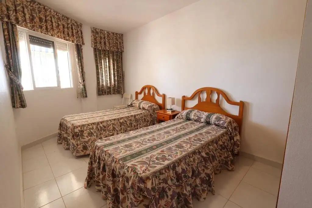 Dormitori de Casa o xalet de lloguer en Orihuela amb Jardí privat, Terrassa i Moblat