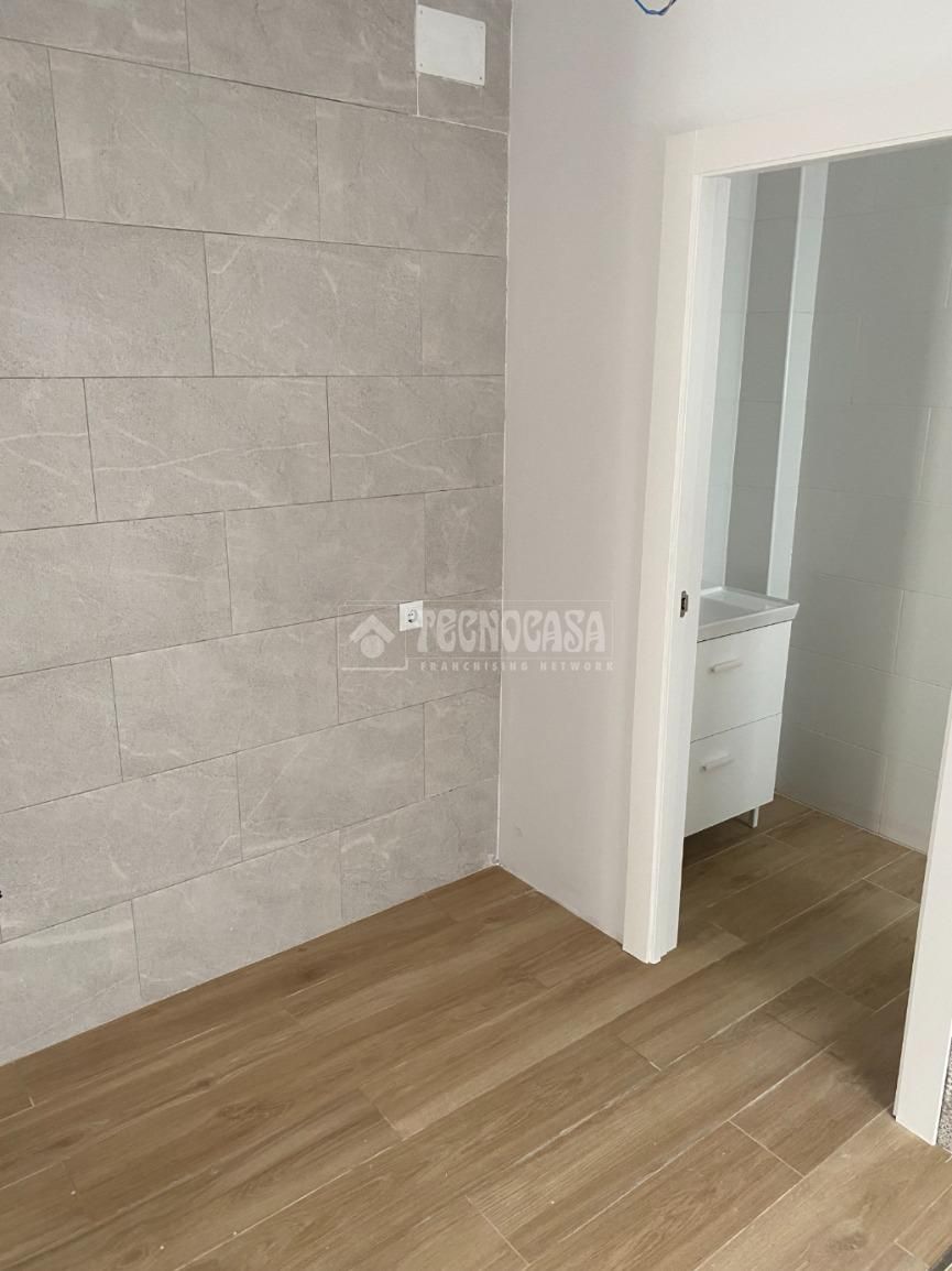 Bathroom of House or chalet for sale in  Sevilla Capital  with Air Conditioner and Terrace