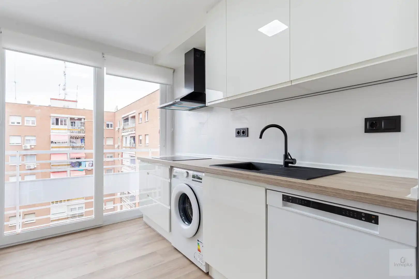 Kitchen of Flat for sale in Móstoles  with Air Conditioner, Terrace and Furnished