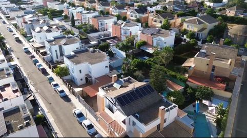 Foto 3 de Casa adosada en venta en Bollullos de la Mitación, Sevilla