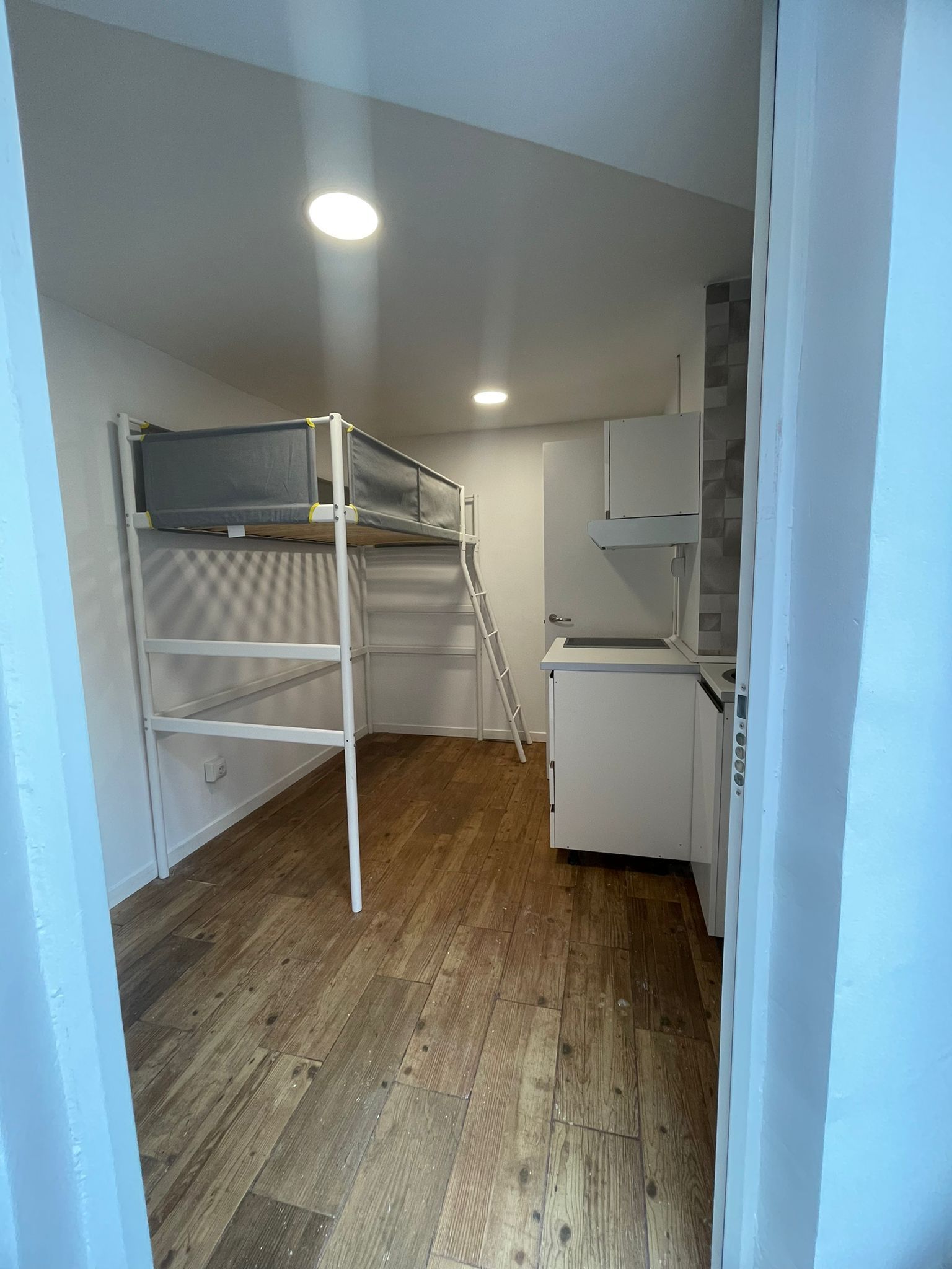 Apartment for sale in El Carmel