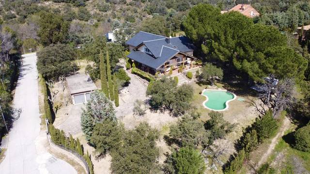 Casa-chalet en Venta en Cerro Alarcón