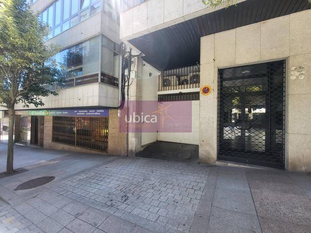 Garaje en Venta en O Castro