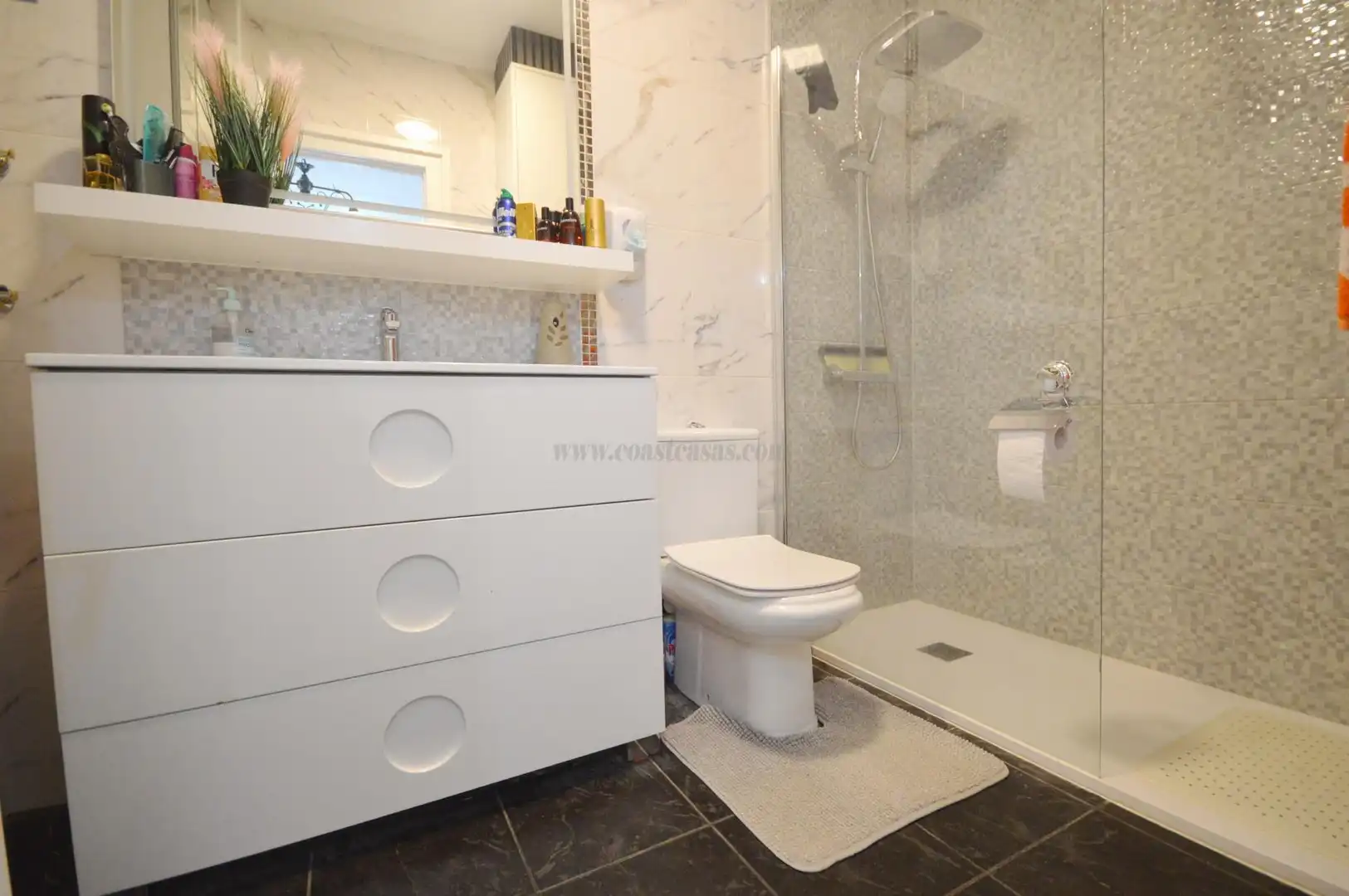 Badezimmer von Einfamilien-Reihenhaus zum Verkauf in Ciudad Quesada