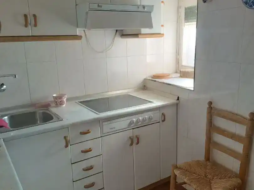 Cuina de Pis en venda en Miño de Medinaceli amb Traster i Moblat
