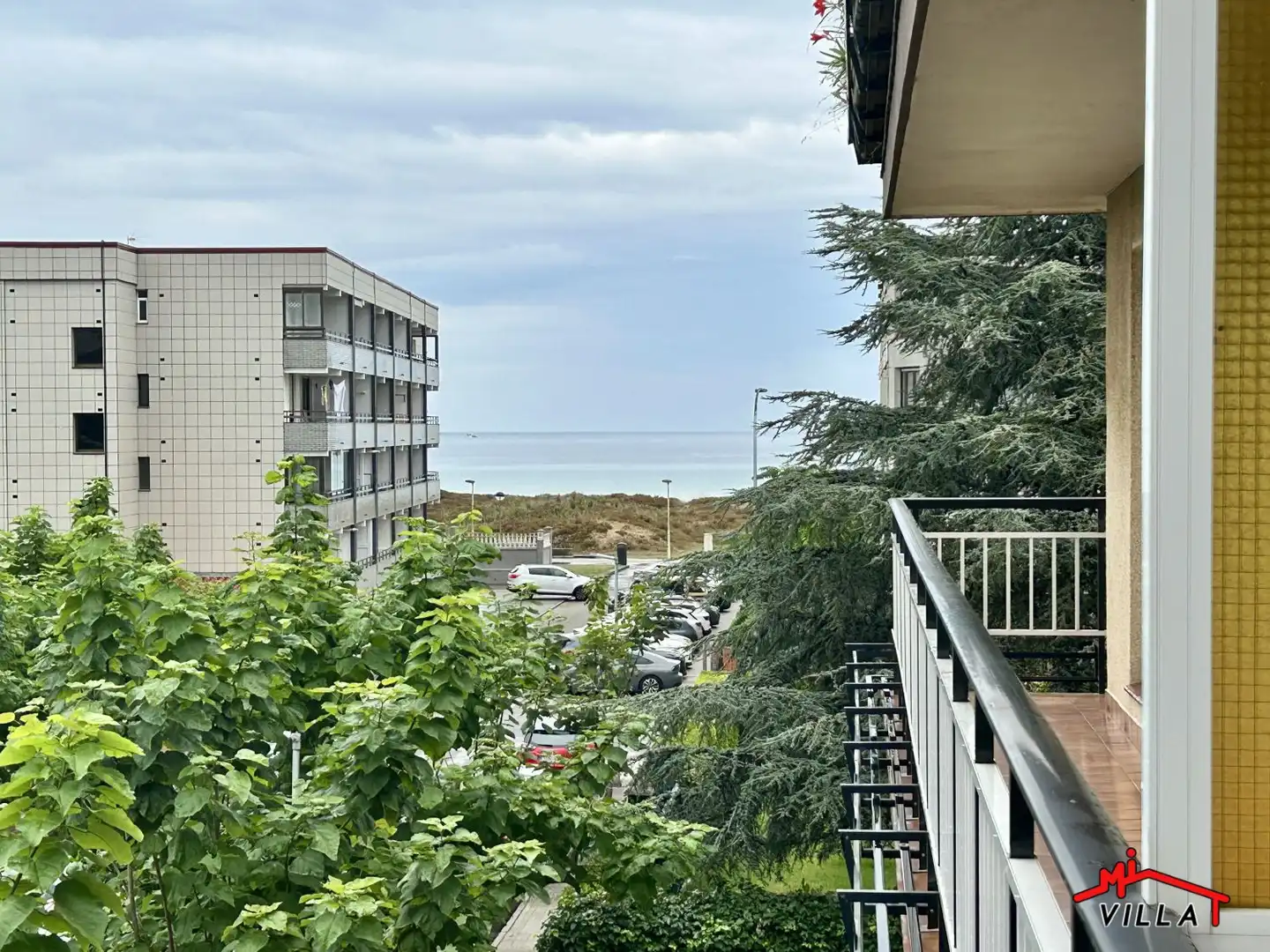 Vista exterior de Piso en venta en Laredo con Terraza y Amueblado