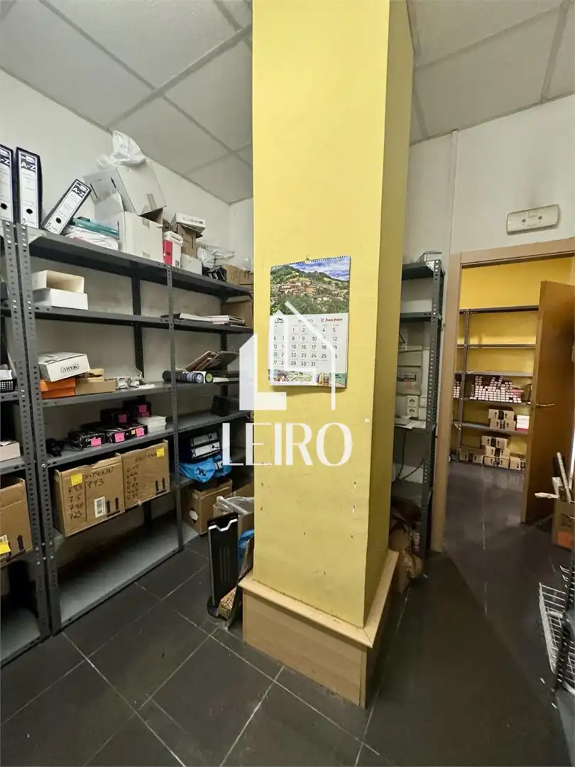 Local comercial en venda a Vilagarcía, imagen 9