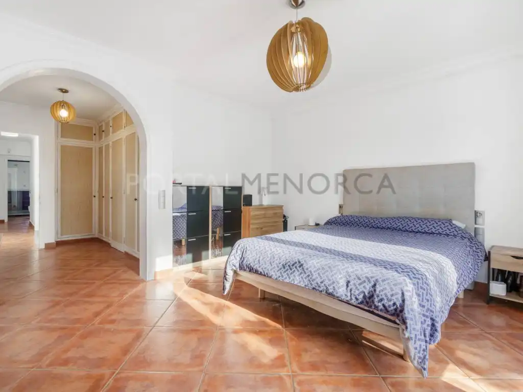 Dormitori de Casa o xalet en venda en Ciutadella de Menorca amb Piscina