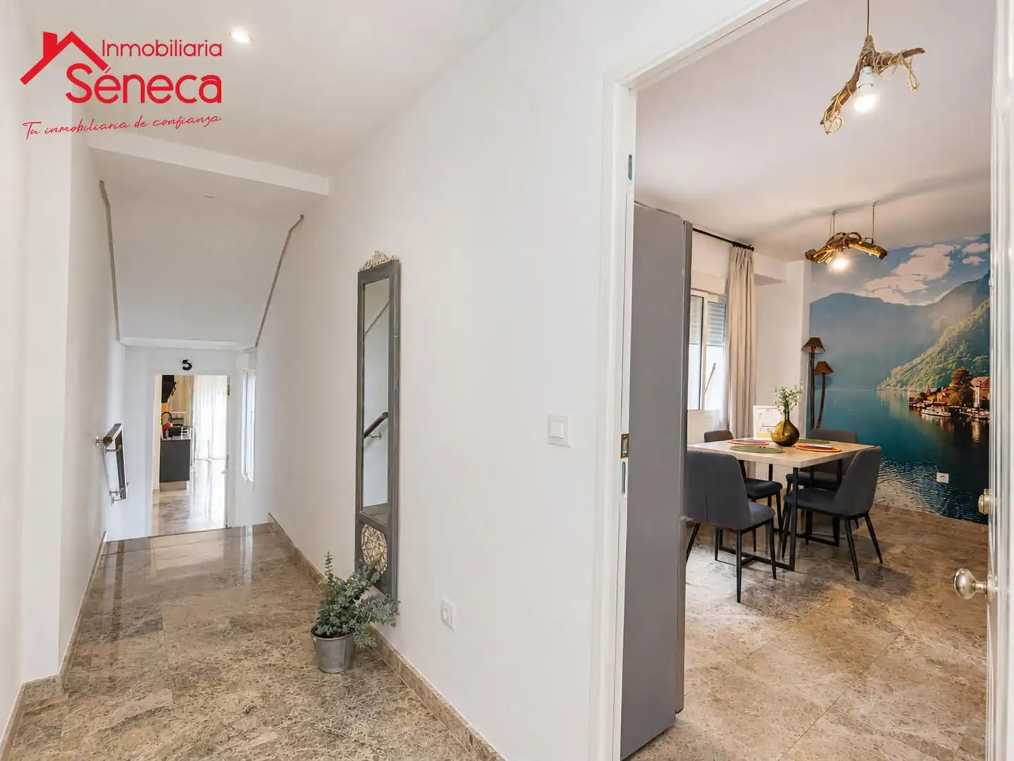 Wohnung zum Verkauf in Córdoba mit Klimaanlage, Heizung und Terrasse