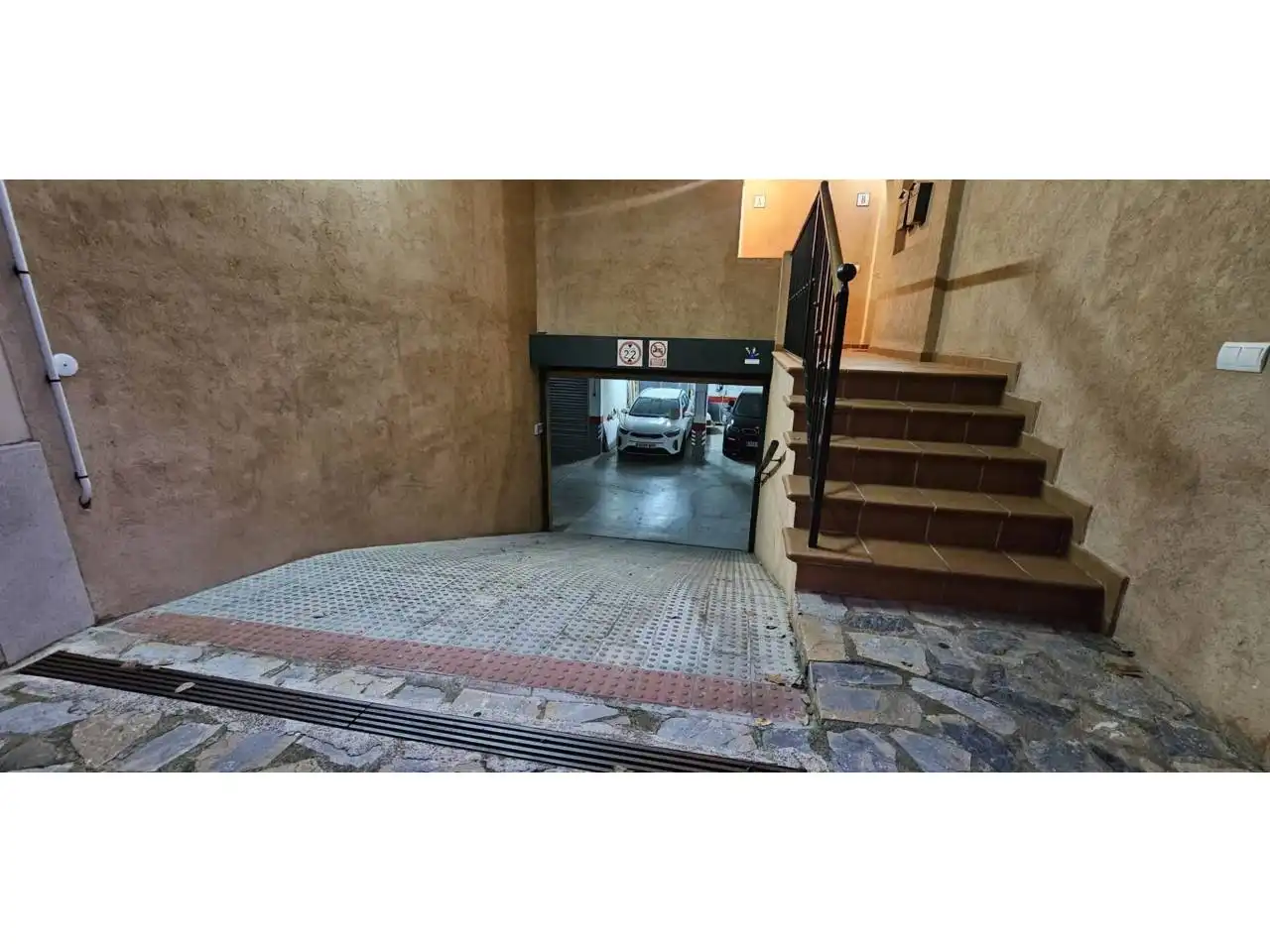 Garage zum Verkauf in Esporles