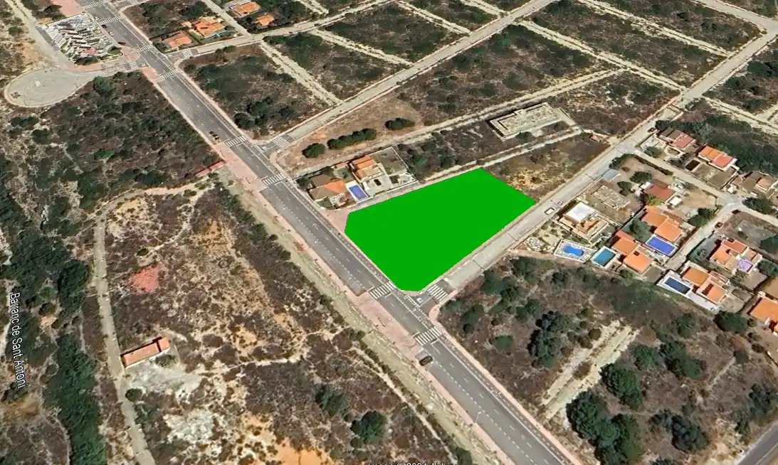 Terreny rústic en venda a Av Latzavara