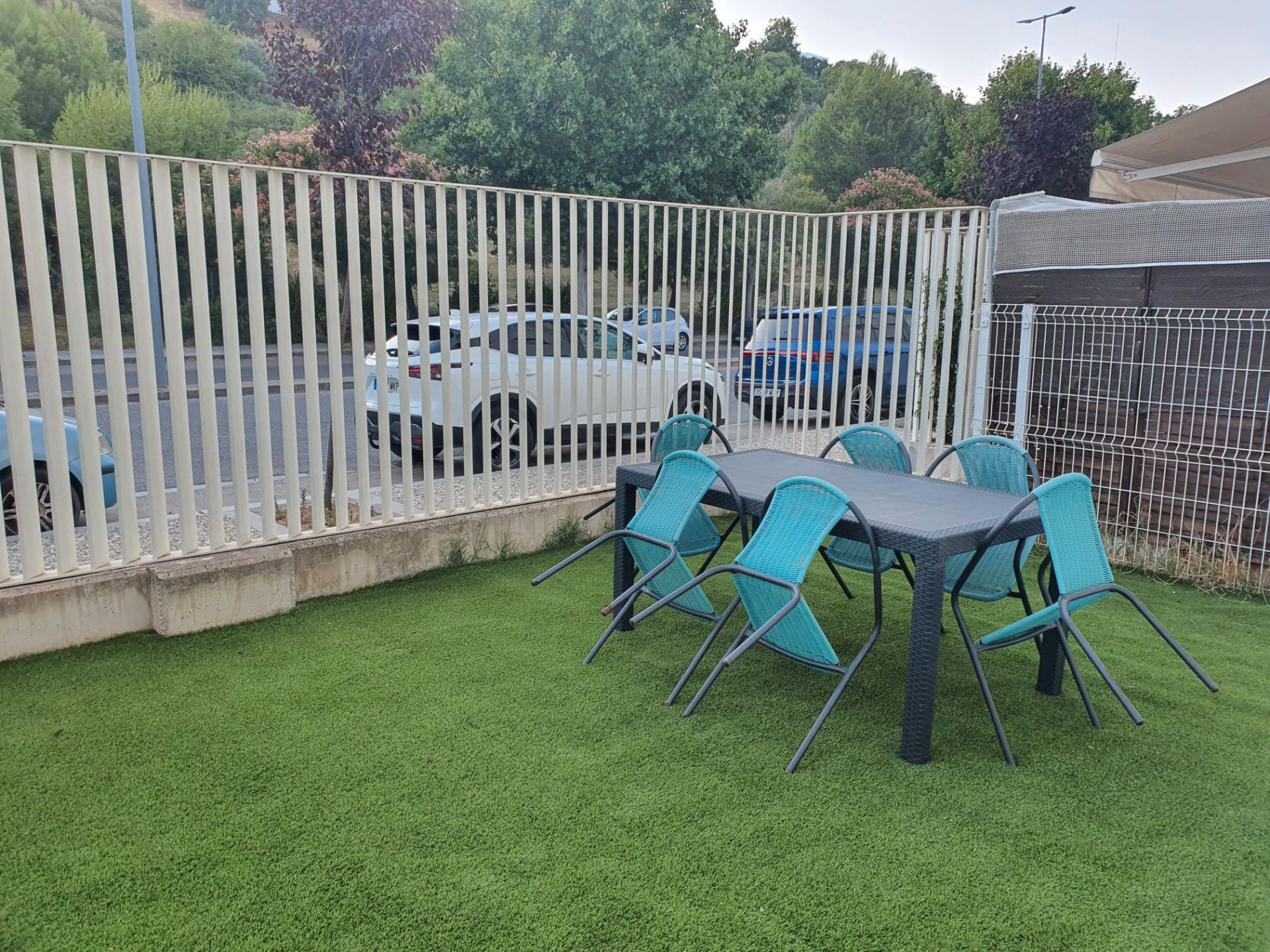 Terrassa de Pis de lloguer en San Juan de Aznalfarache amb Aire condicionat, Jardí privat i Piscina