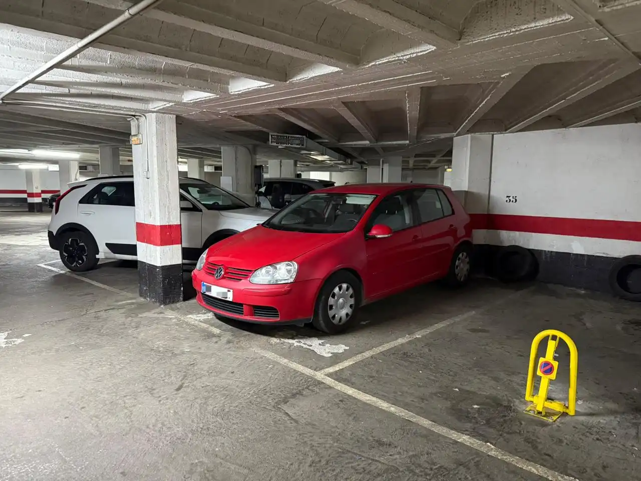 Parking de Piso en venta en Castro-Urdiales con Calefacción, Parquet y Balcón