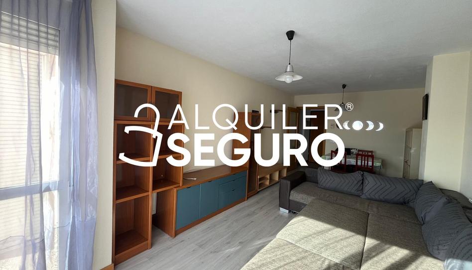 Photo 1 of Flat to rent in Lagunas de Neila, Villaverde Alto, Madrid