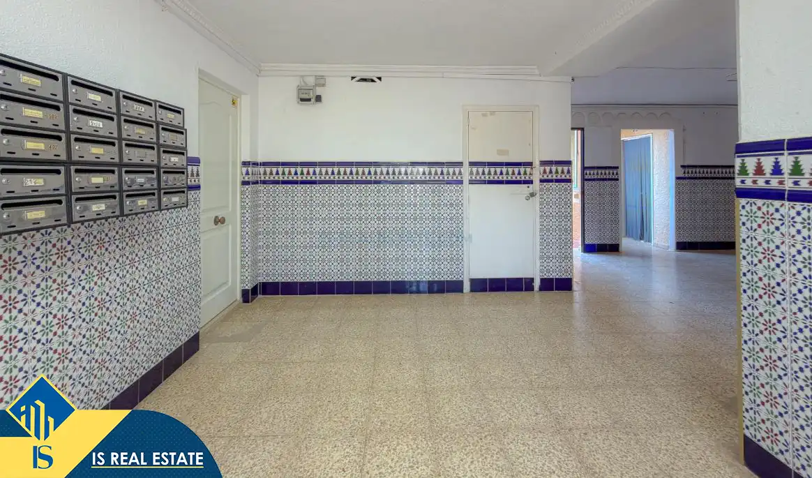 Study for sale in Torrevieja  with Heating, Terrace and Furnished