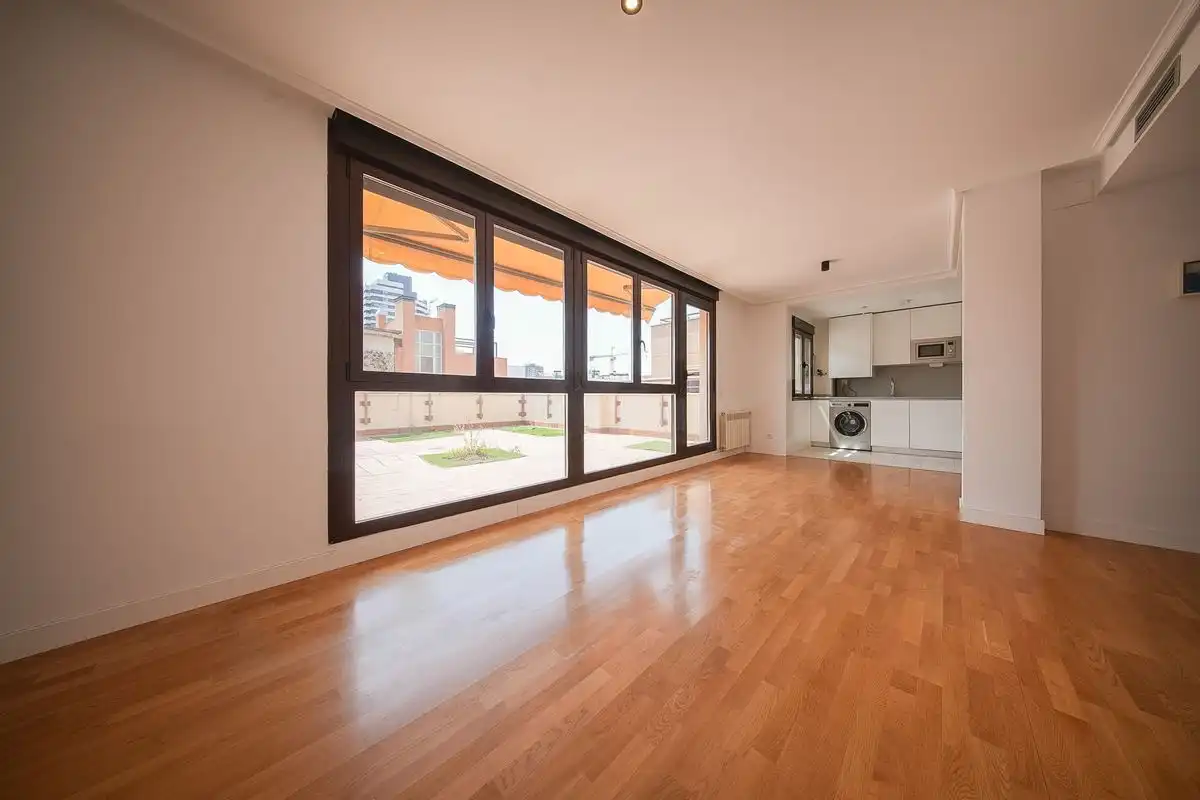 Exterior view of Attic for sale in Madrid  with Air Conditioner, Heating and Private garden