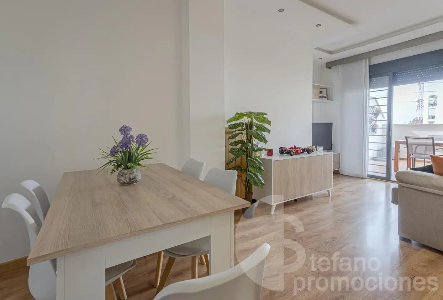 Bedroom of Ground floor for sale in Málaga  with Air Conditioner, Private garden and Parquet flooring