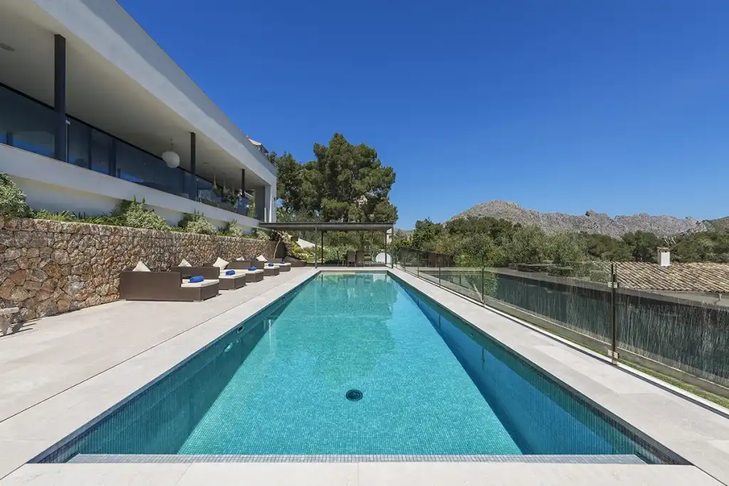 Piscina de Casa o chalet en venta en Pollença con Aire acondicionado, Calefacción y Jardín privado