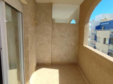 Piso con balcón en venta en Playa de los Locos