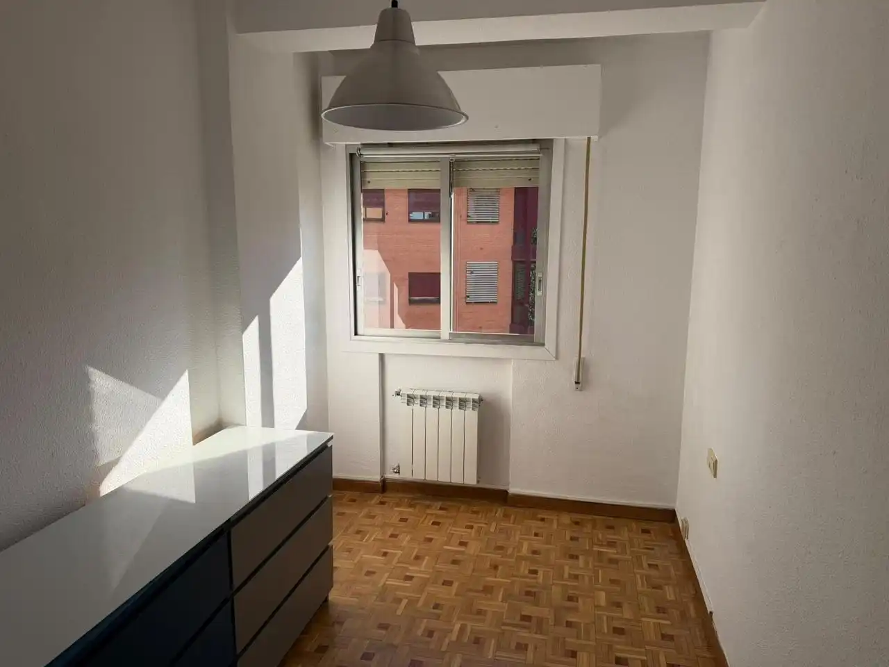 Schlafzimmer von Wohnung zur Miete in Ciudad Lineal