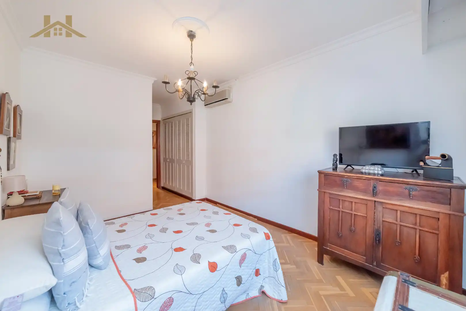 Bedroom of Flat for sale in Aranjuez  with Air Conditioner and Balcony