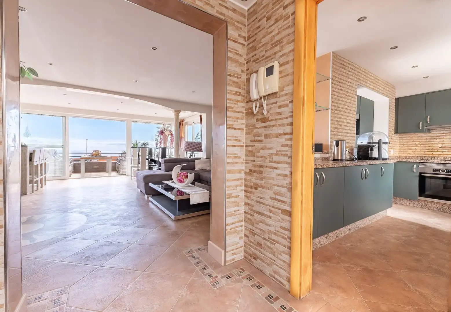 Villa con piscina in vendita a Costa Adeje, imagen 3