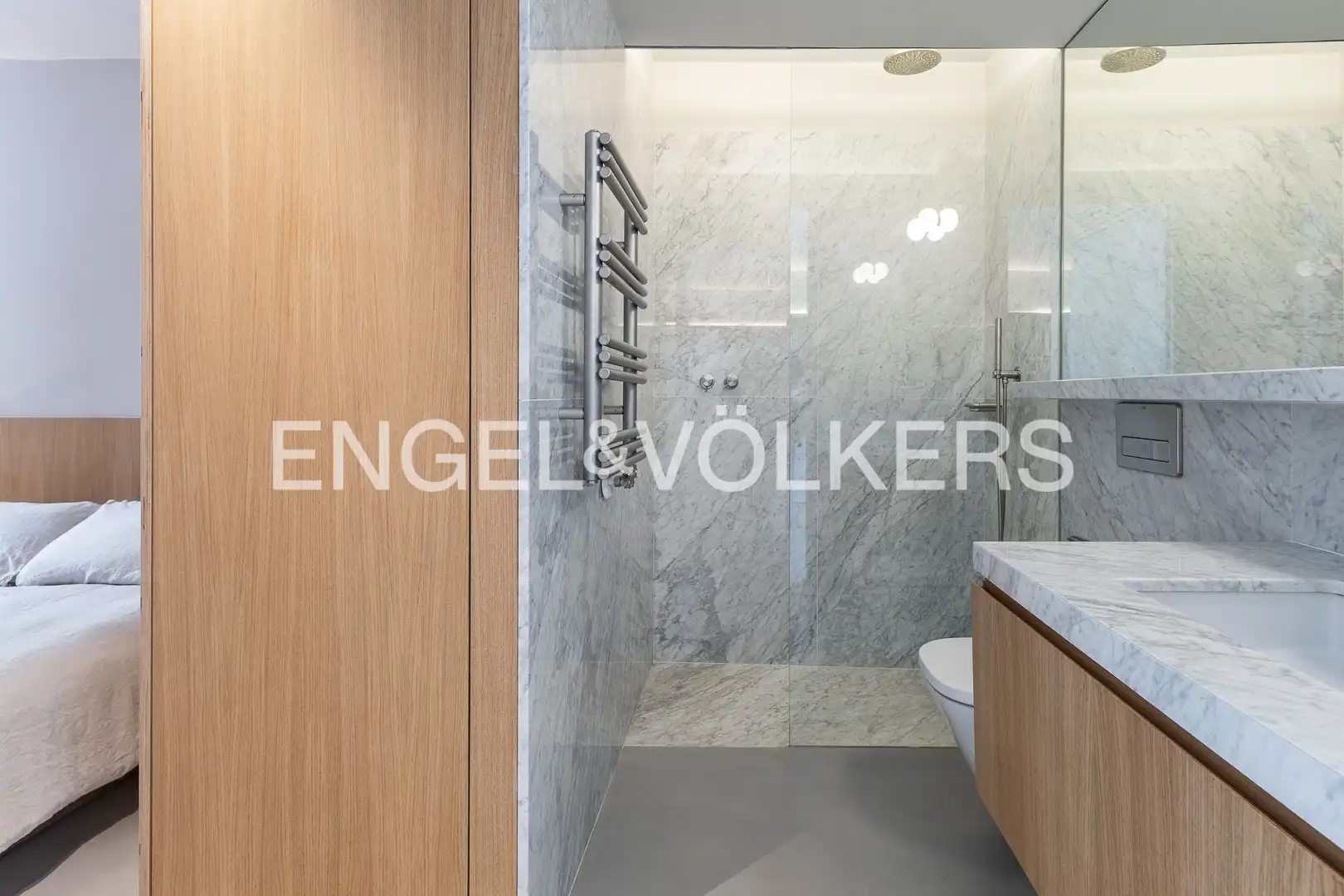 Bathroom of Houses for rent in Barcelona  with Air Conditioner, Heating and Private garden