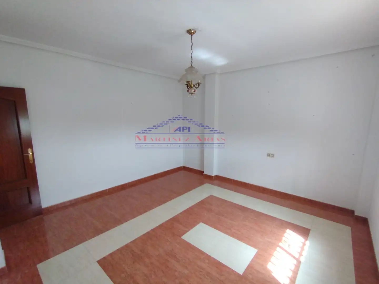 Houses for sale in Fuerte del Rey  with Private garden, Terrace and Balcony