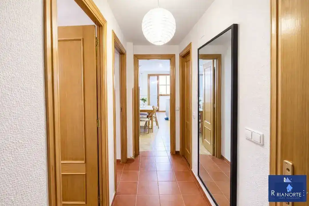 Piso con piscina en venta en Calle Castillo de Gauzón, imagen 13