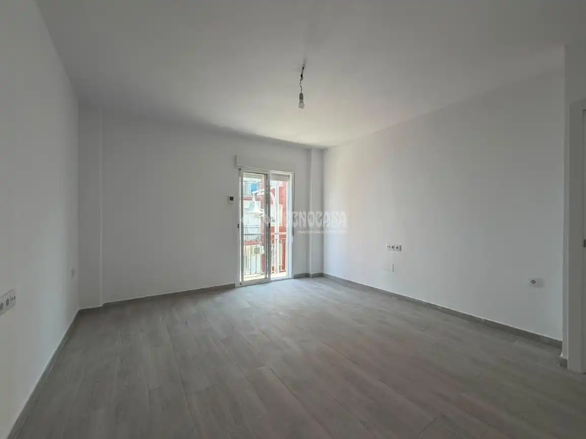 Schlafzimmer von Wohnung zum Verkauf in Isla Cristina mit Balkon