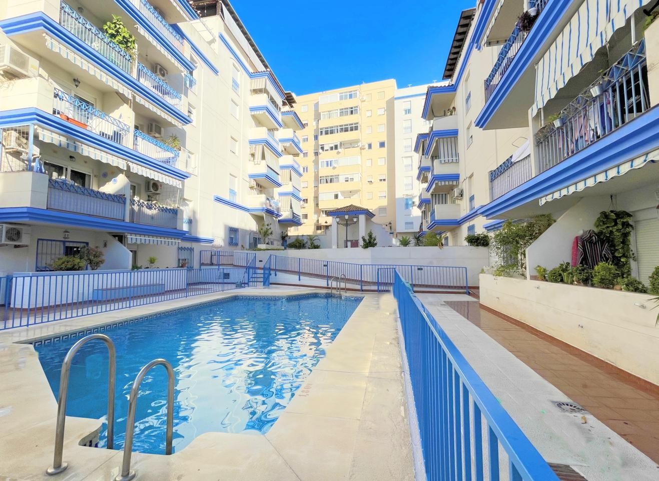 Planta baixa en venda a Andalucía, Sierra de Estepona - Avda. de Andalucía