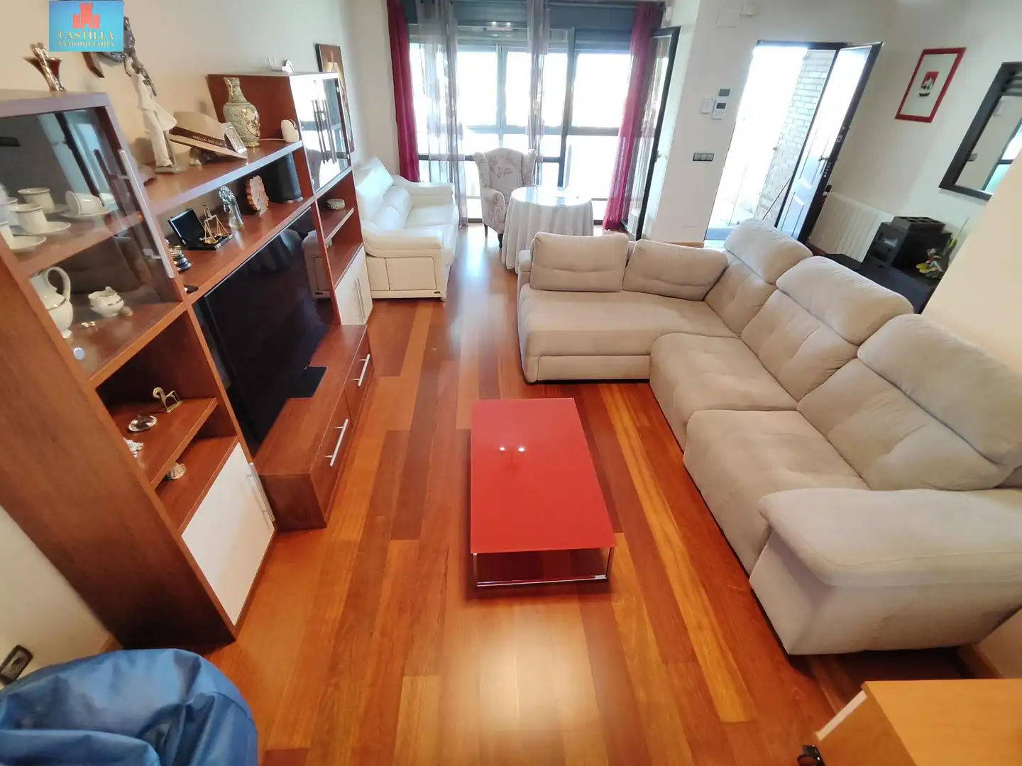 Sala de estar de Casa adosada en venta en Ávila con Calefacción, Jardín privado y Terraza