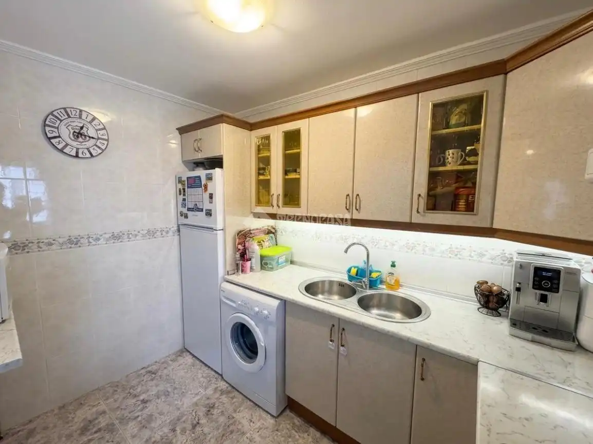 Cocina de Casa o chalet en venta en San Bartolomé de las Abiertas con Aire acondicionado, Calefacción y Terraza