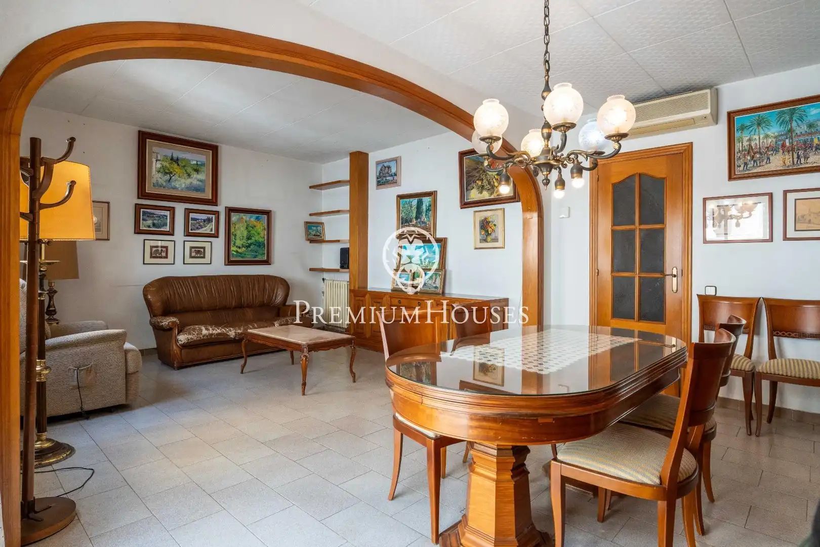 Comedor de Edificio en venta en Vilanova i la Geltrú