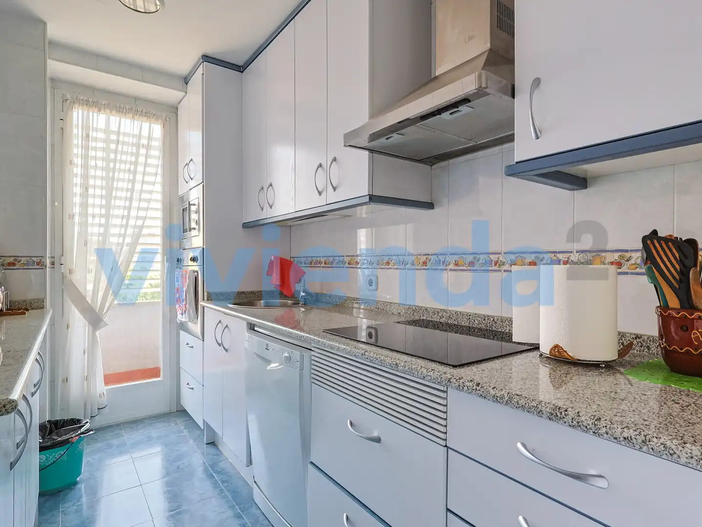 Kitchen of Flat for sale in Madrid  with Heating, Terrace and Storage room