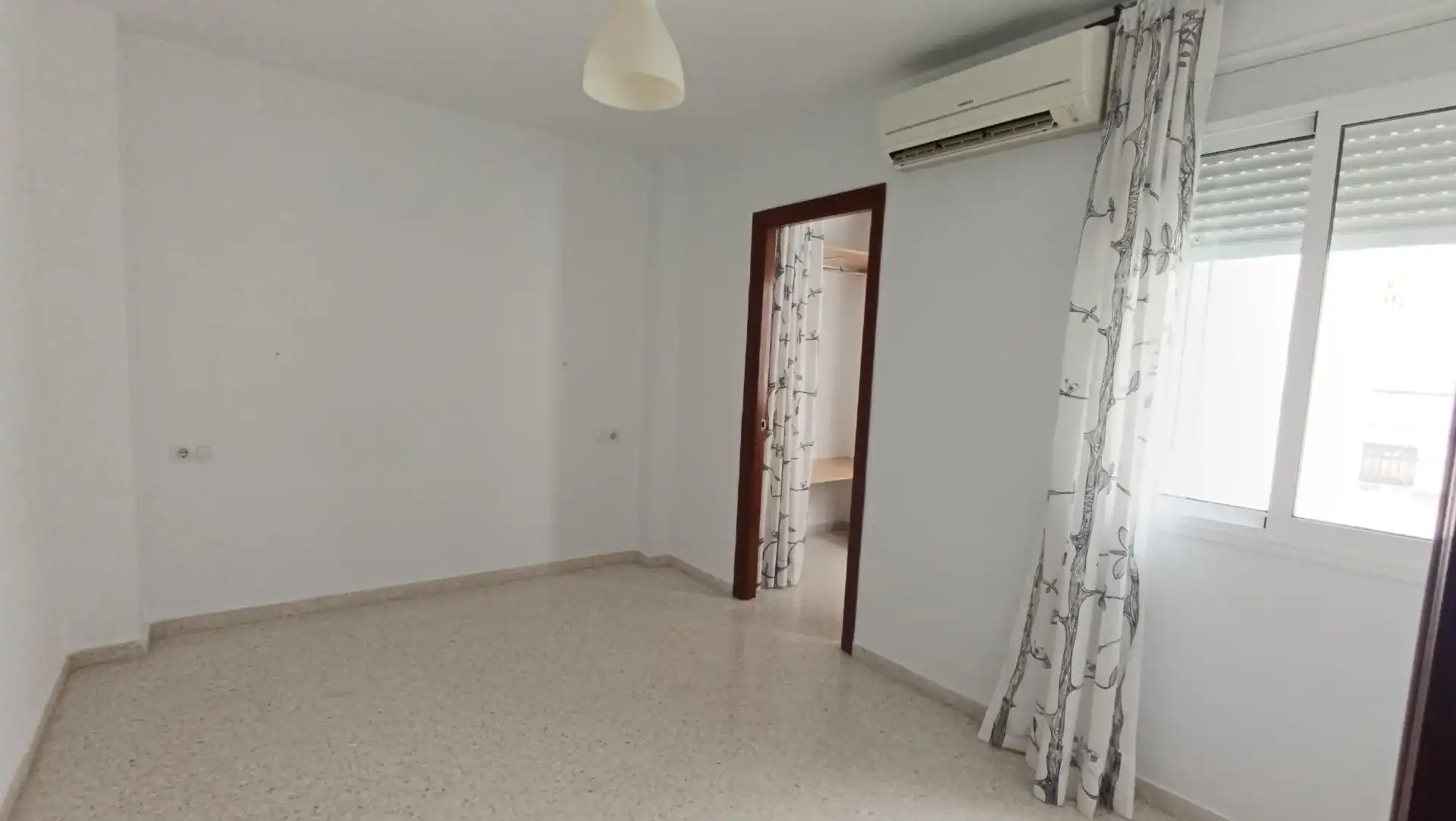 Dormitori de Casa adosada en venda en Gerena