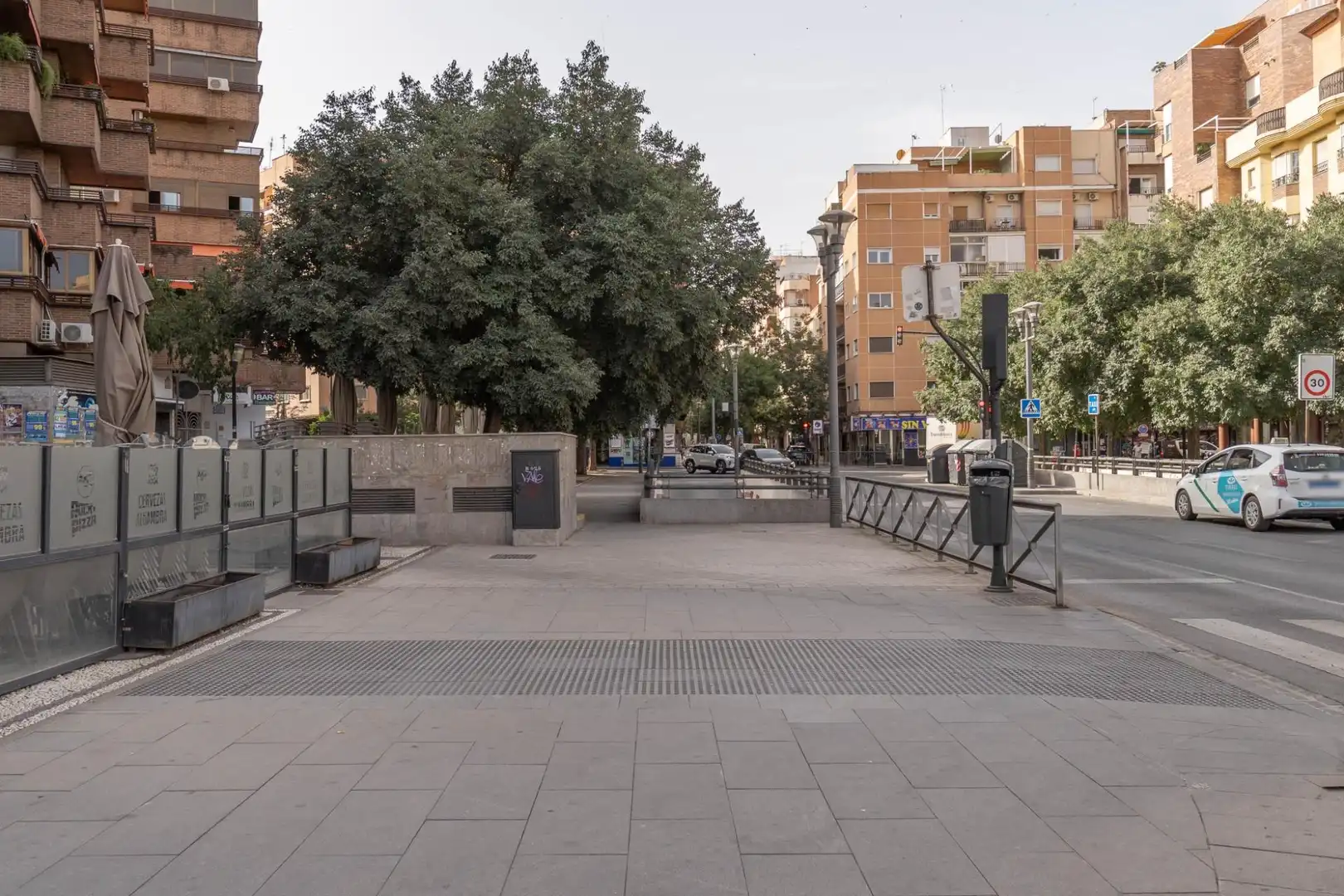 Exterior view of Flat for share in Granada  with Heating and Furnished