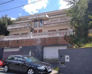 Exterior view of Single-family semi-detached for sale in Castellar del Vallès