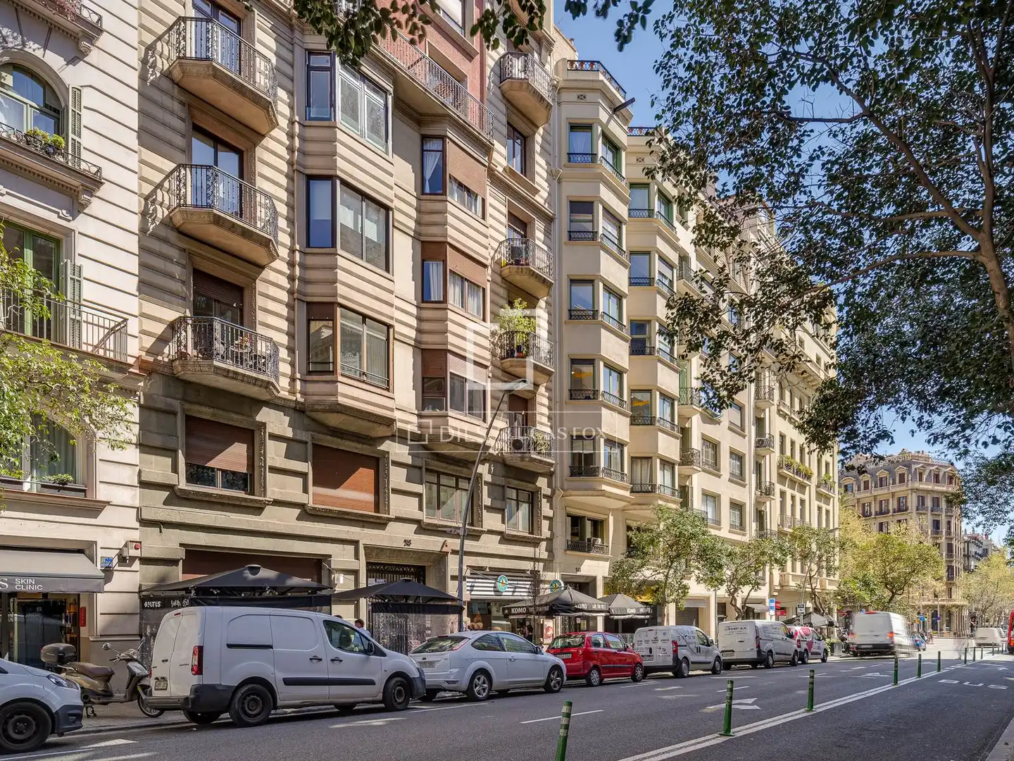 Vista exterior de Piso en venta en Barcelona con Aire acondicionado, Calefacción y Terraza