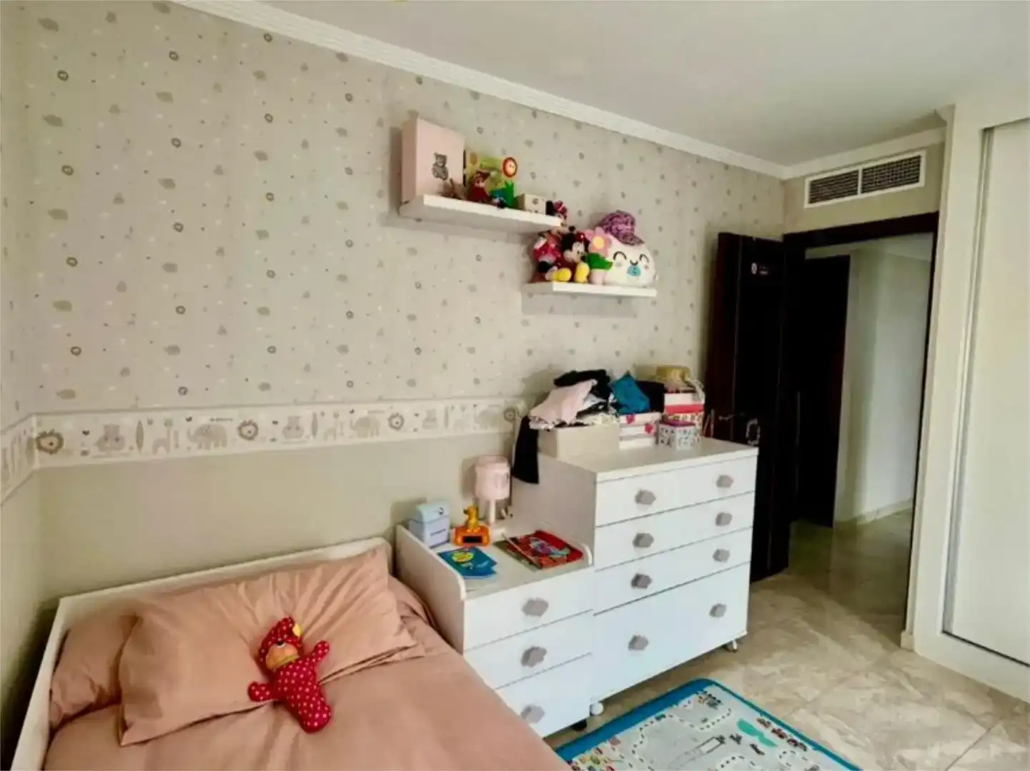 Bedroom of Flat for sale in  Melilla Capital  with Air Conditioner and Balcony