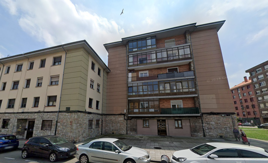 Flat for sale in Calle Río Sella, Ventanielles