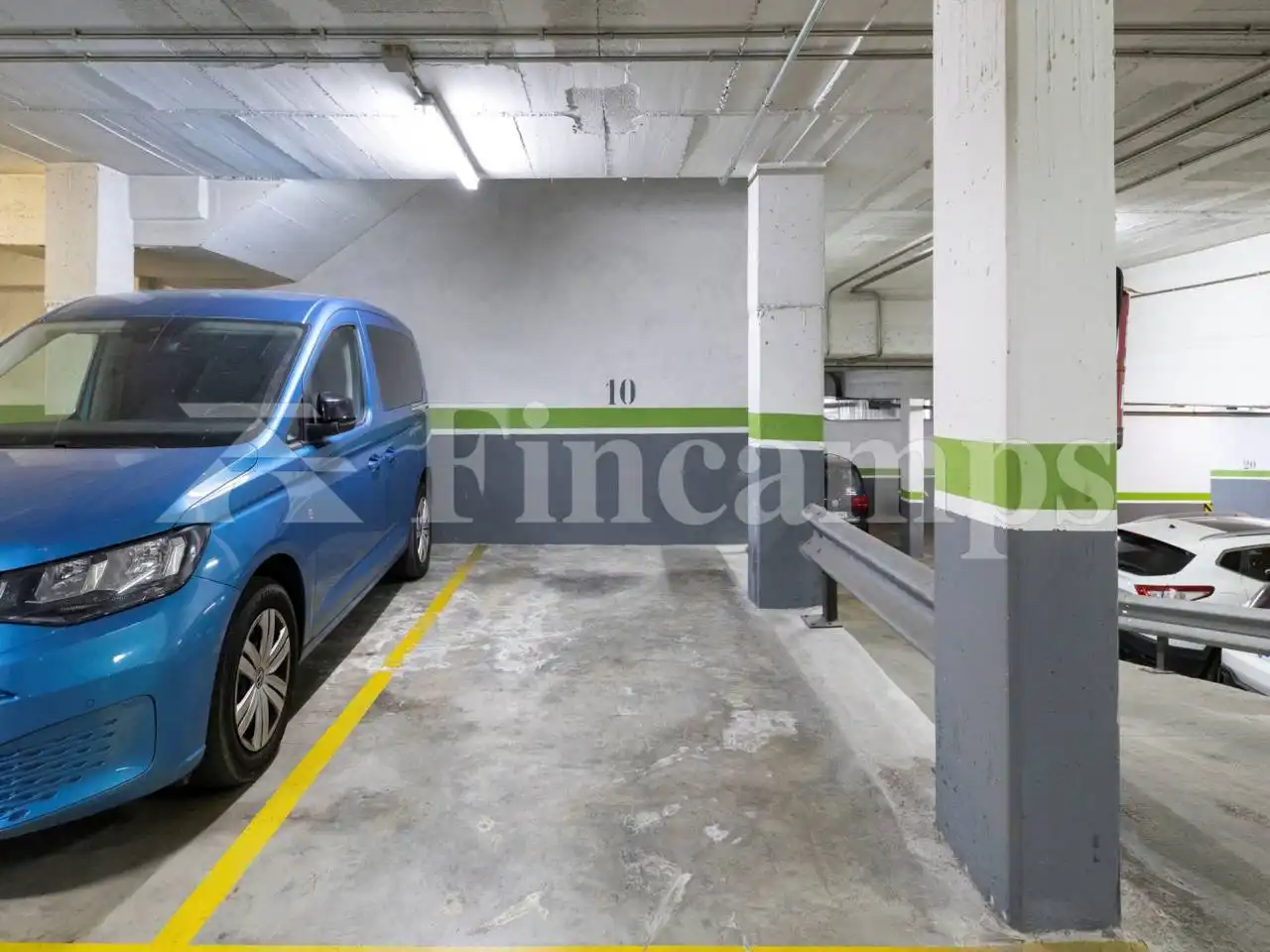 Parkplatz von Wohnung zum Verkauf in Sabadell mit Parkett, Abstellraum und Alarm