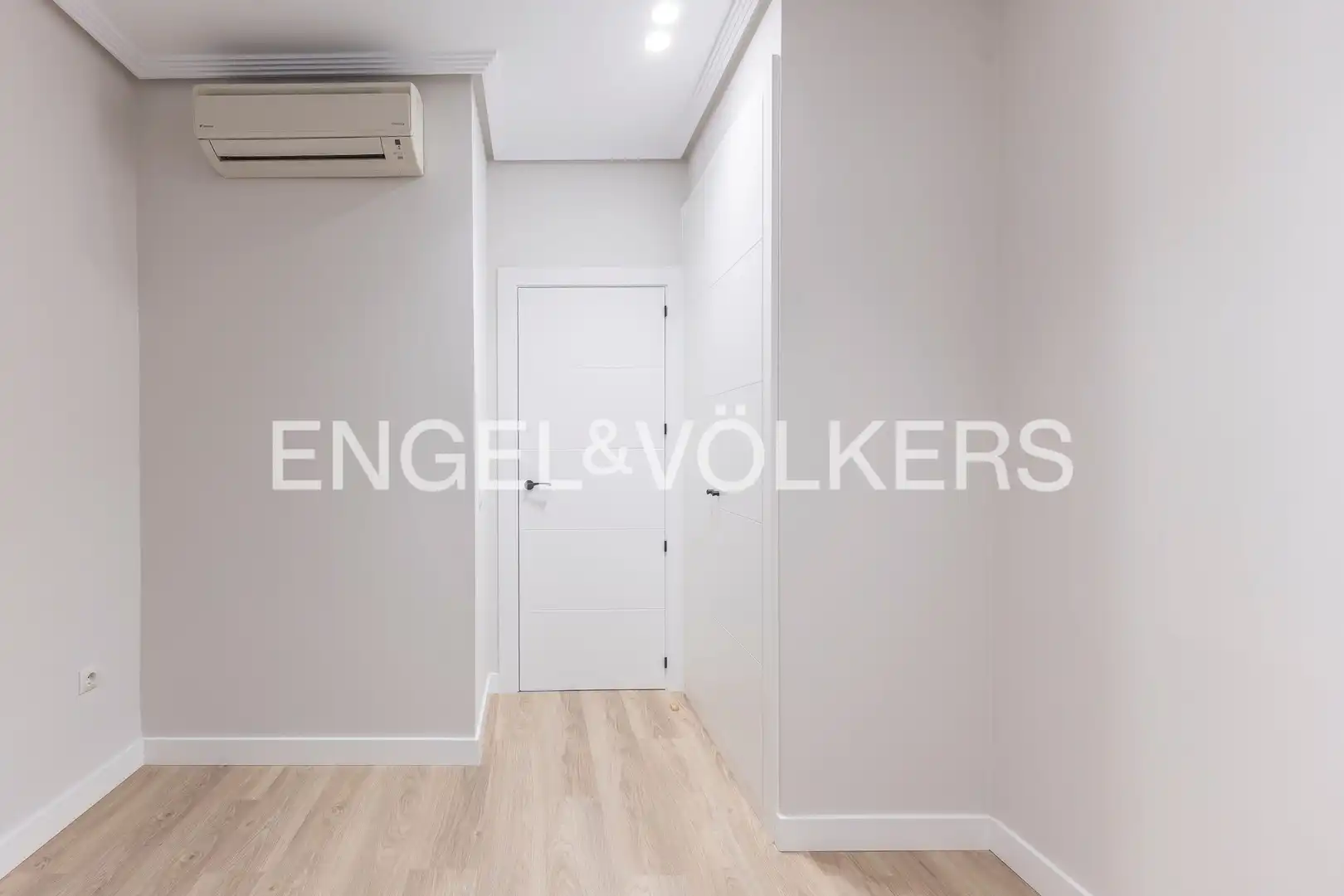 Piso en venta en Madrid con Aire acondicionado y Calefacción