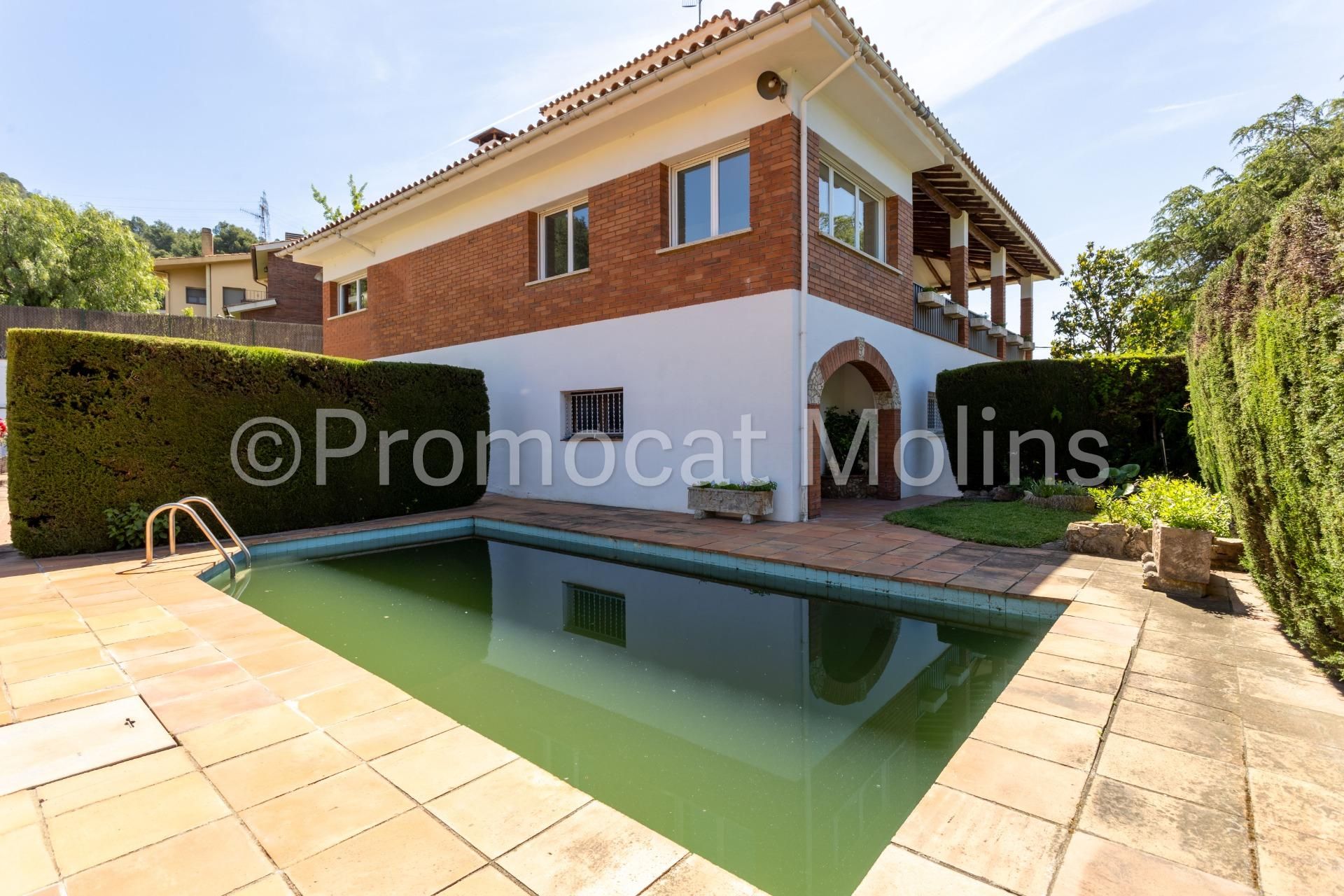 Piscina de Casa o xalet en venda en La Palma de Cervelló amb Calefacció, Jardí privat i Terrassa