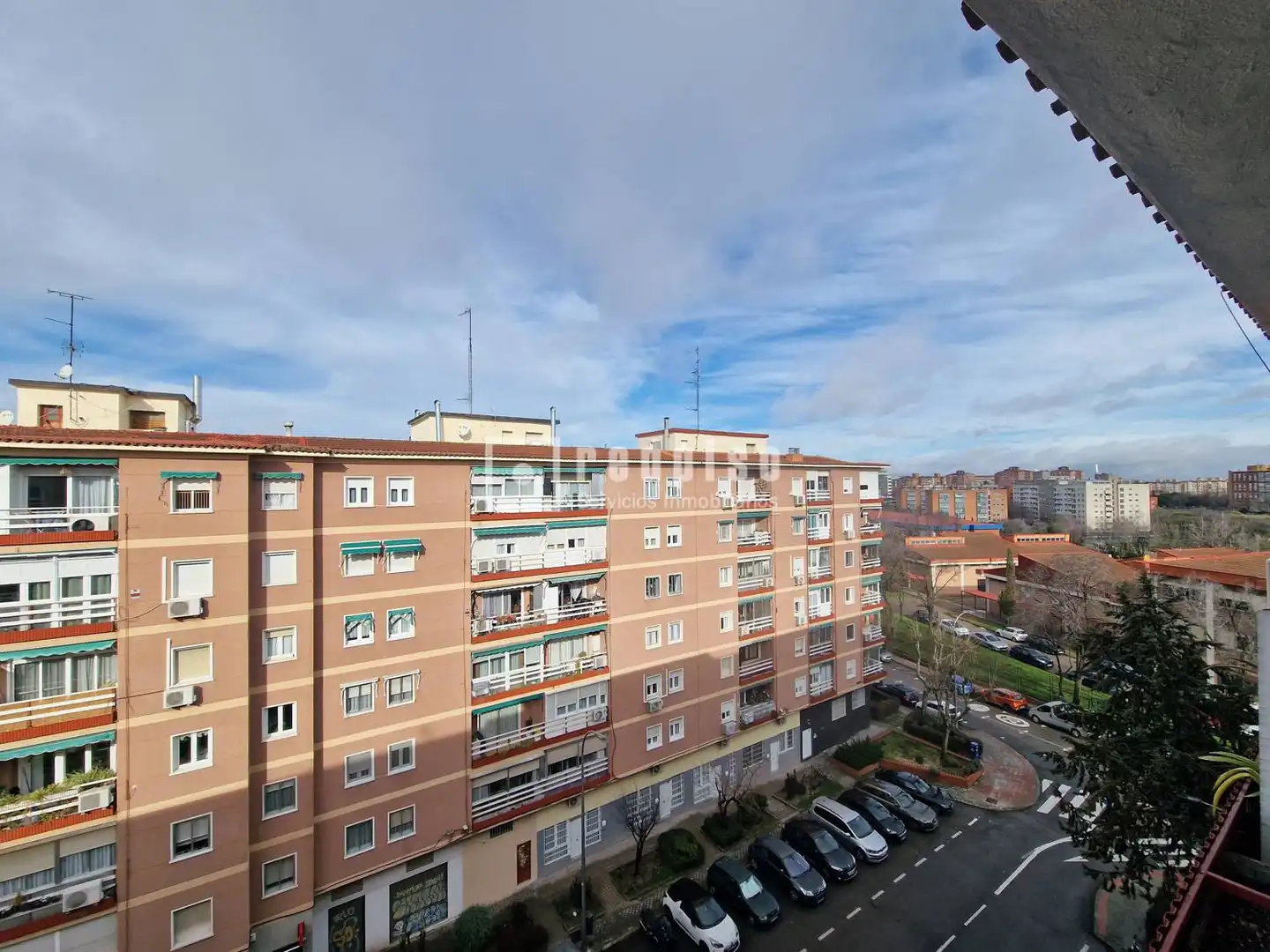 Vista exterior de Pis en venda en Madrid amb Calefacció, Terrassa i Moblat