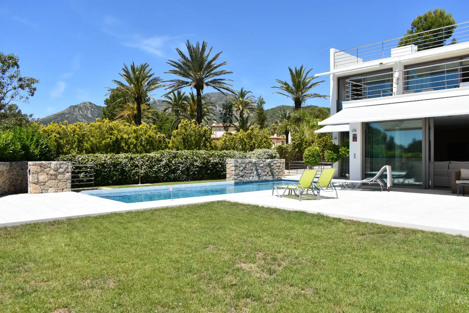 Piscina de Casa o chalet en venta en Mont-roig del Camp con Aire acondicionado, Calefacción y Jardín privado