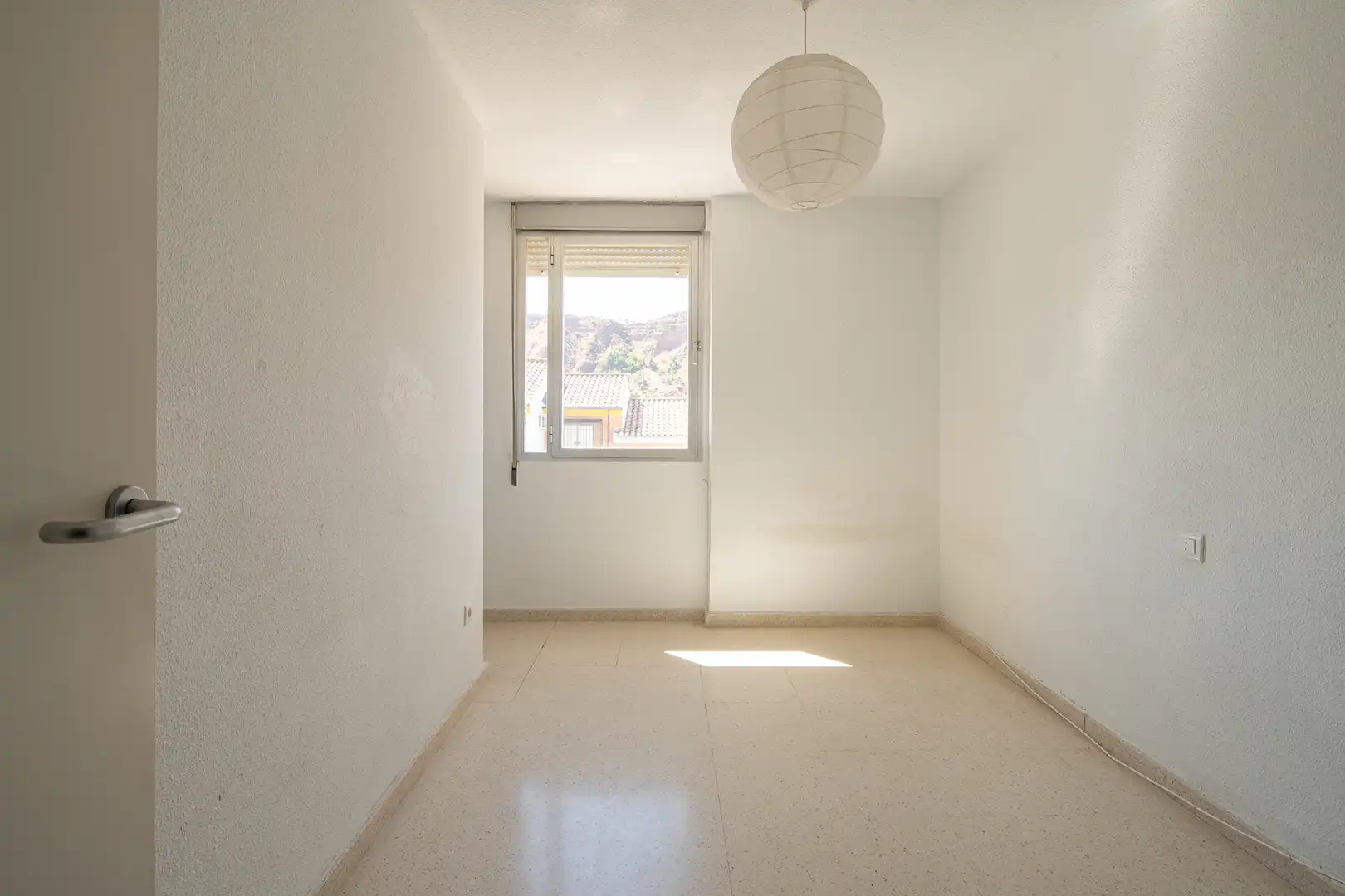 Habitación de Casa adosada en venta en Granada con Calefacción, Jardín privado y Terraza