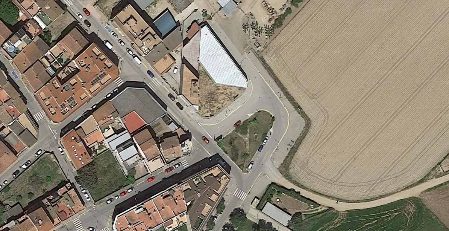 Lands and plots for sale in Calle Roger de Llúria