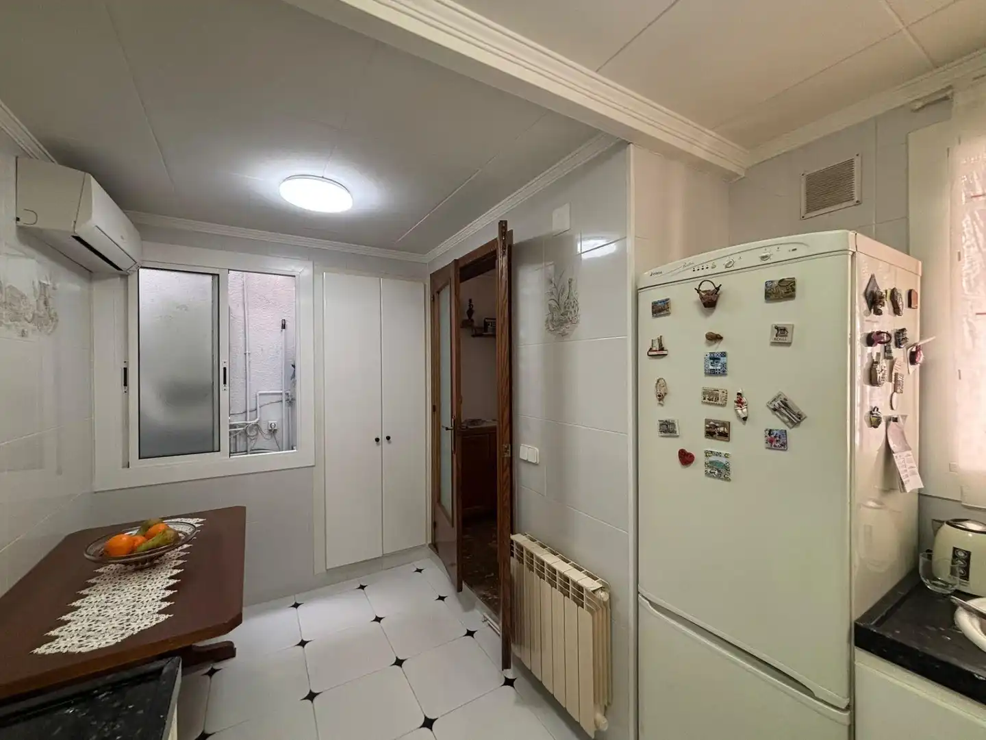 Cuina de Casa o xalet en venda en Sabadell amb Calefacció, Terrassa i Balcó