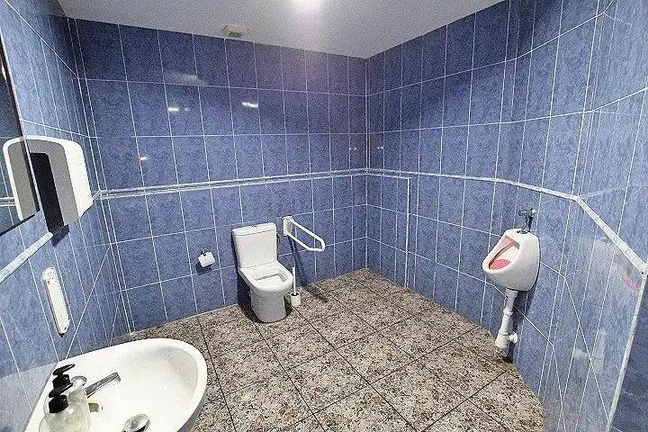 Local comercial en venta en Pueblo, imagen 8